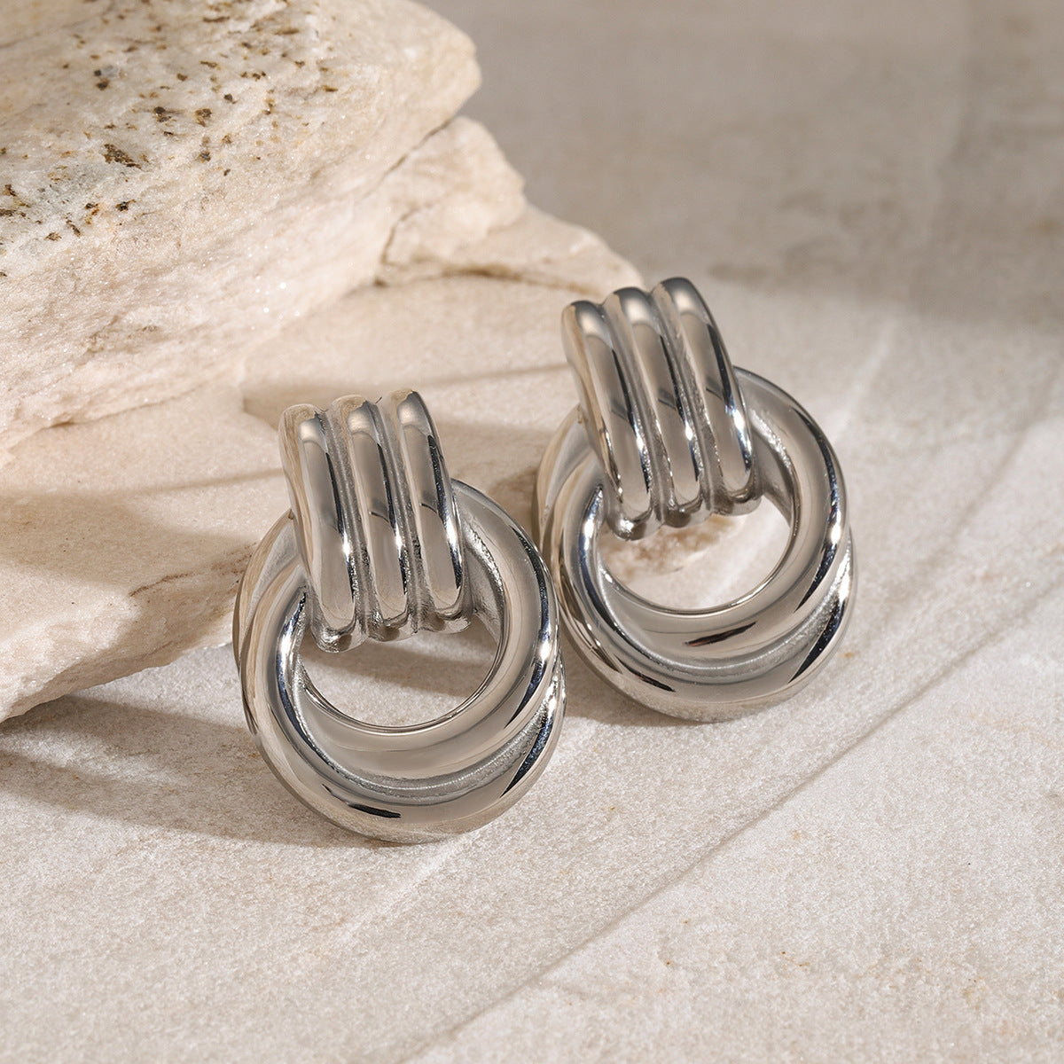 Luna Hoop Earrings