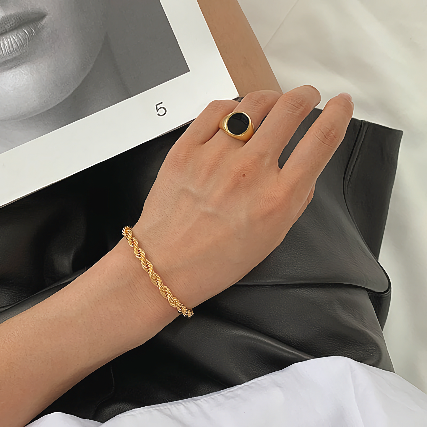 Clara Twisted Chain Gold Bracelet