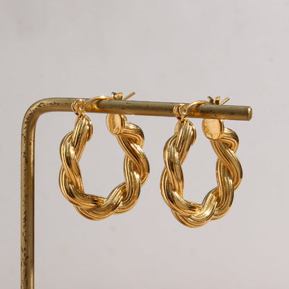 Layla Hoops