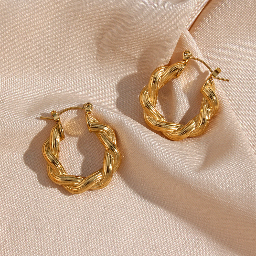Layla Hoops