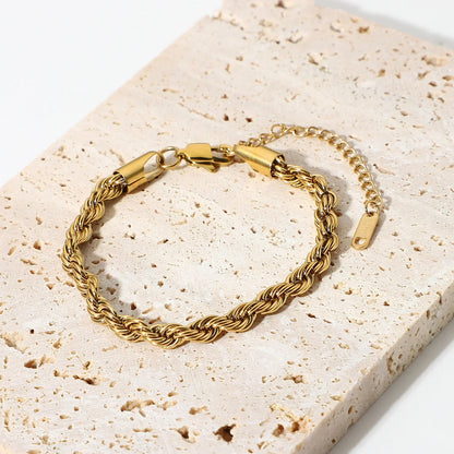 Clara Twisted Chain Gold Bracelet