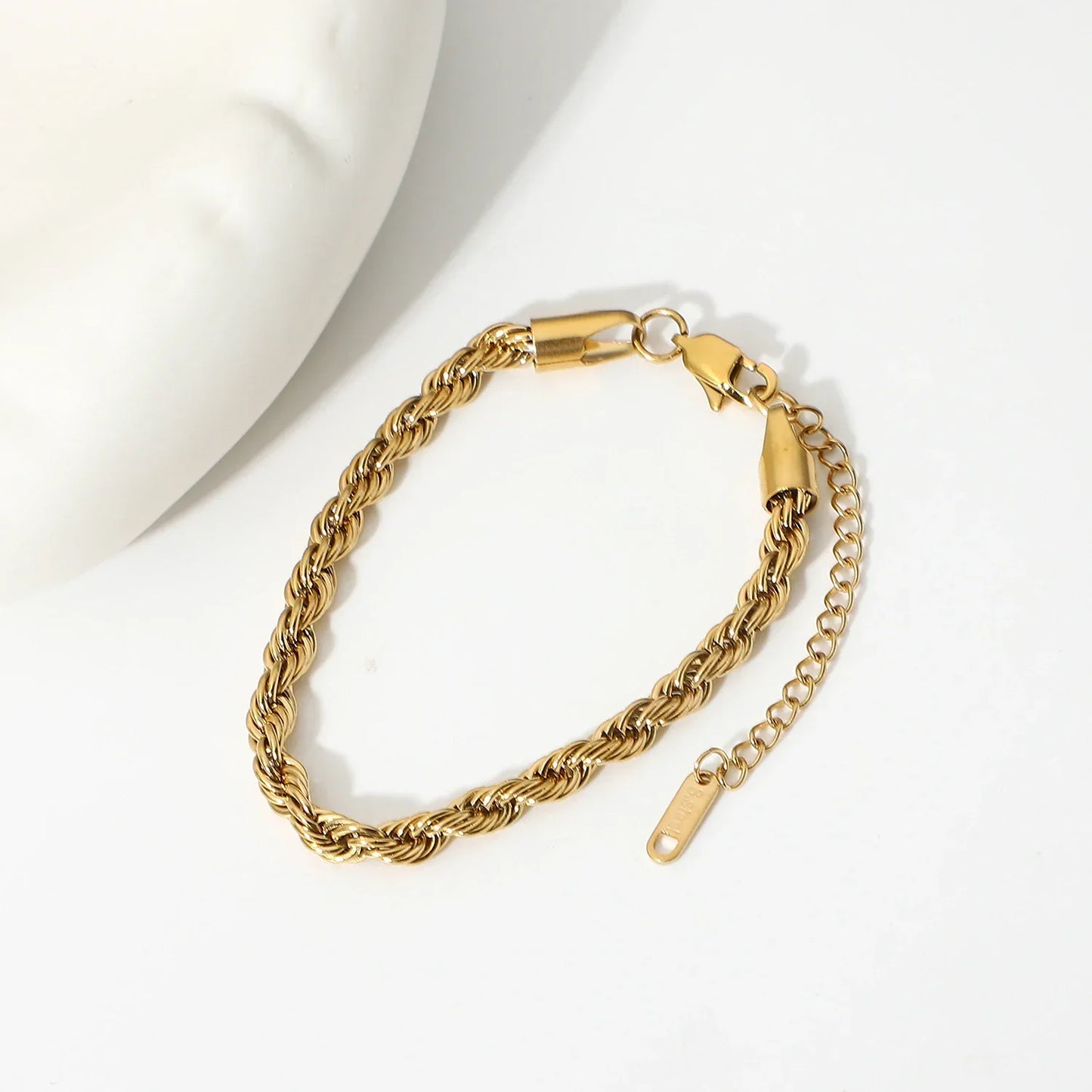 Clara Twisted Chain Gold Bracelet