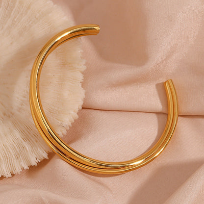 Rianne Gold Cuff Bracelet