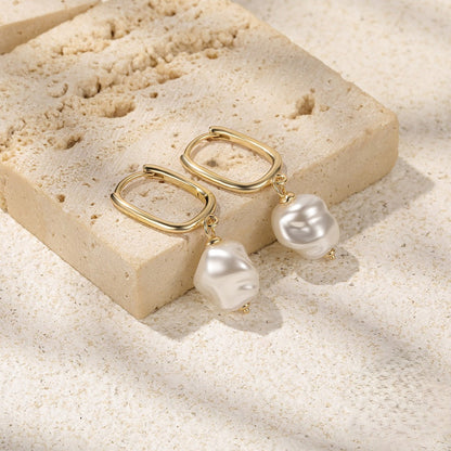 Denise Pearl Earrings