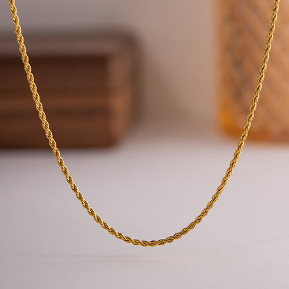 Calle Gold Twisted Chain Necklace