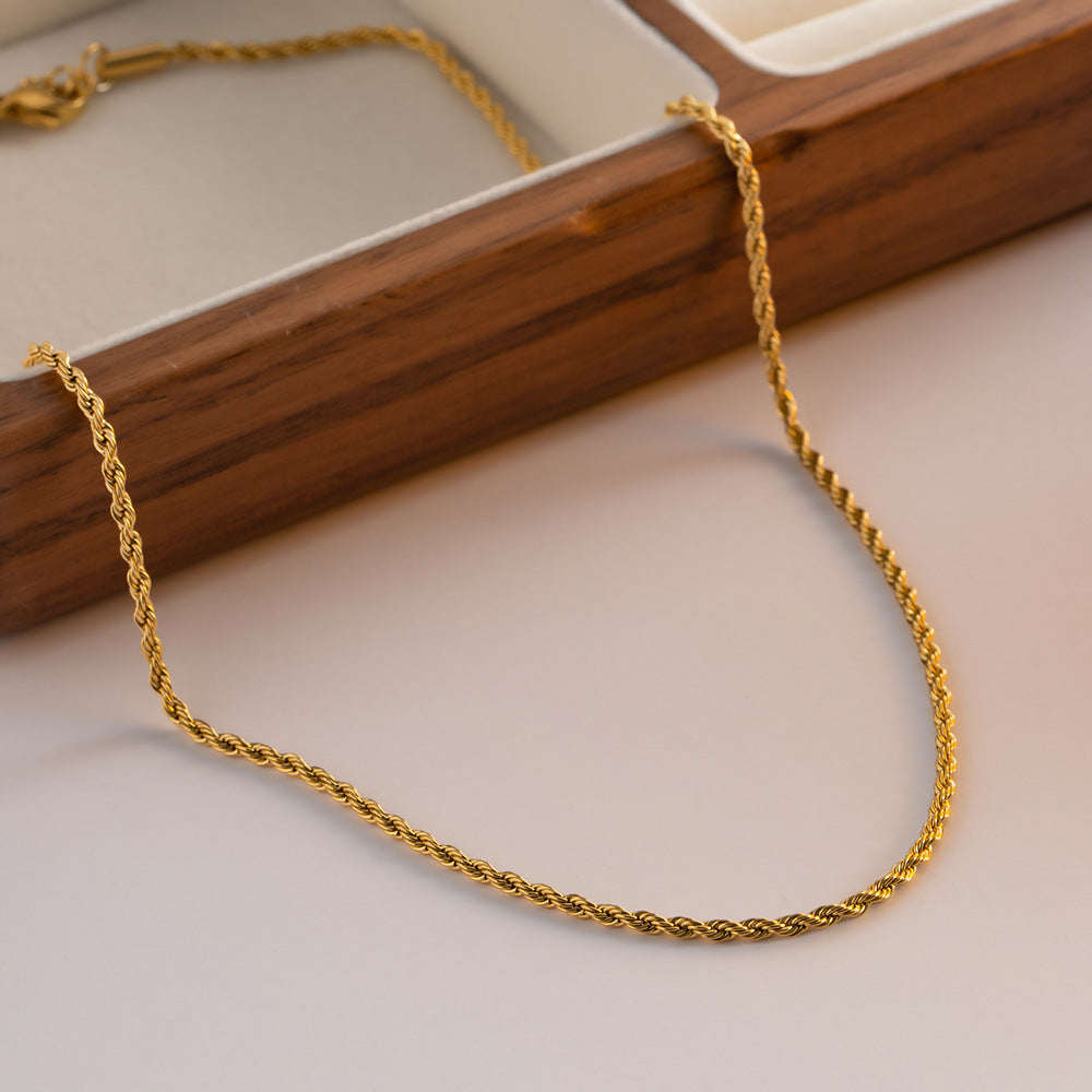 Calle Gold Twisted Chain Necklace