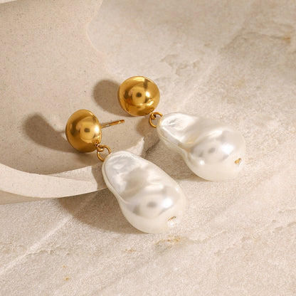 Ariana Earrings with Dangling Pearls