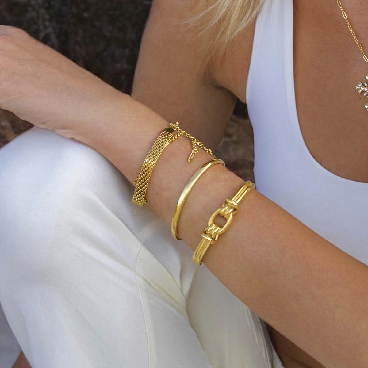 Luce Gold Knot Cuff Bracelet