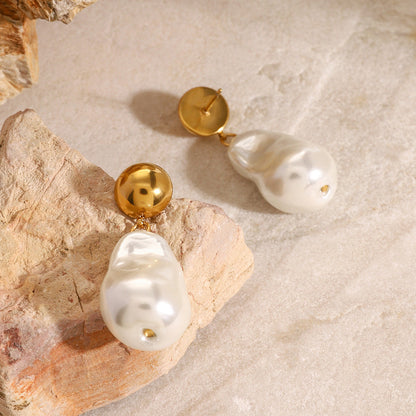 Ariana Earrings with Dangling Pearls