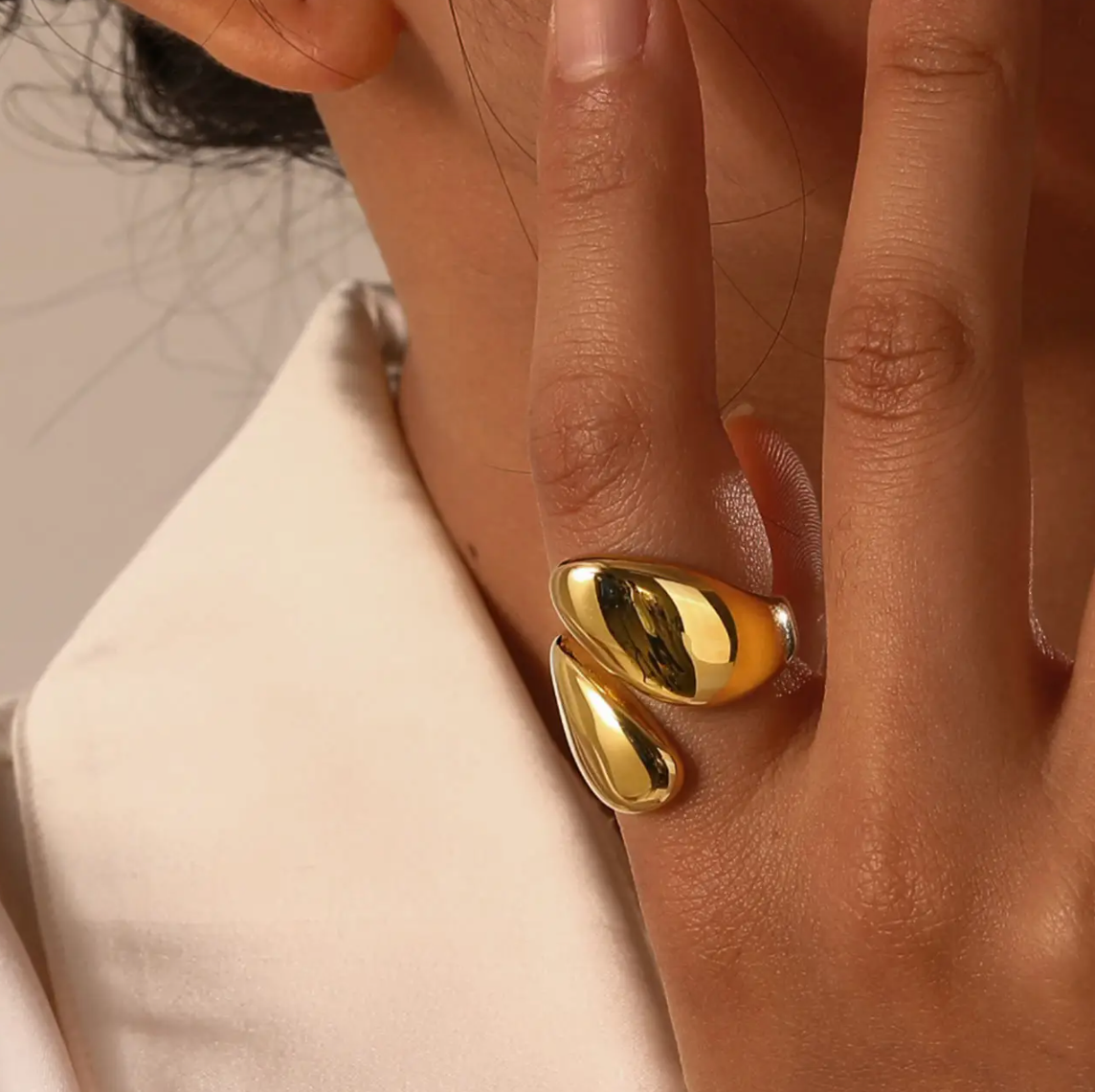 Hattaria Gold Ring