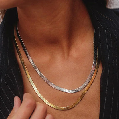 Elizabeth Chevron Gold Necklace